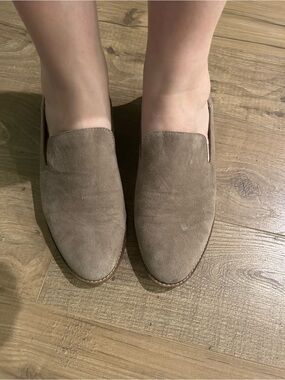 Women’s Dolce Vita Haylee Slip-On Loafers in Taupe